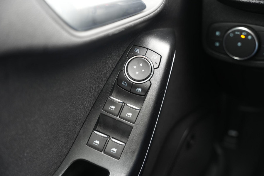 Ford Fiesta 1.5 EcoBoost ST-3 Panoramadak Bang & Olufsen Dodehoek LED Stuurverw.