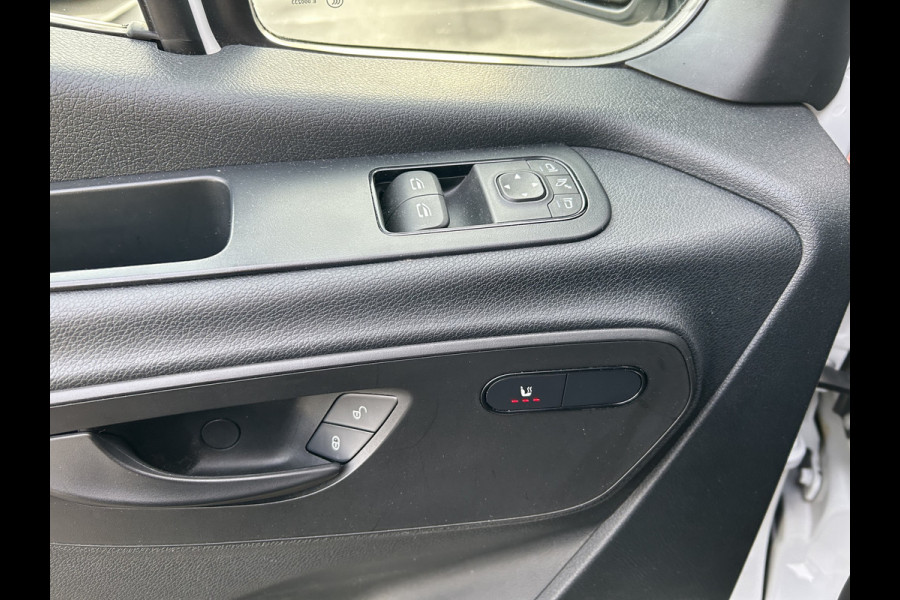 Mercedes-Benz Sprinter 317 CDI L2 H2 Pro Facelift / MBUX / Navigatie / Camera / Geveerde stoel / Cruise control / Airco / 270 Graden achterdeuren