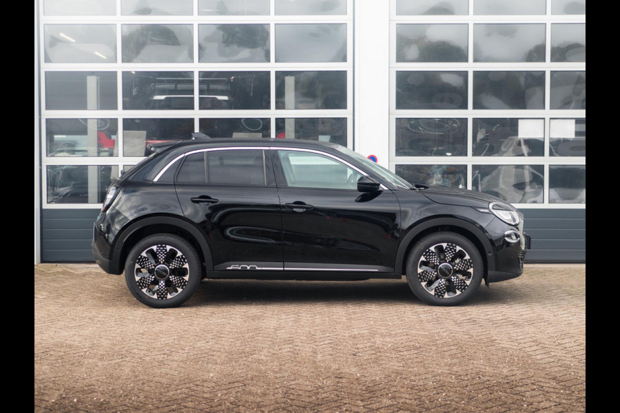 Fiat 600E La Prima 54 kWh | Carplay | Elek. Stoel | Stoelverwarming | Keyless | LED | Clima