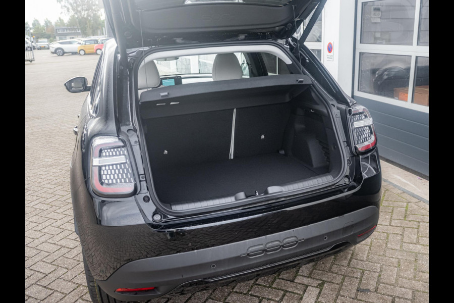 Fiat 600E La Prima 54 kWh | Carplay | Elek. Stoel | Stoelverwarming | Keyless | LED | Clima