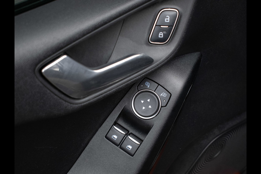 Ford Fiesta 1.1 Sport (APPLE CARPLAY,NAVI,CRUISE,BLACK EDITION,TREKHAAK,DAB,LED,SPORTSTOELEN,NETTE STAAT)