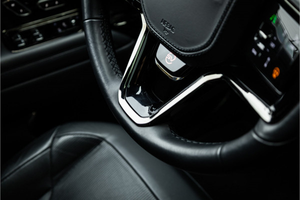Land Rover Range Rover Sport 4.4 P635 SV Edition One Obsidian Black - Panorama | Carbon | Stoelkoeling & Massage | Meridian Audio