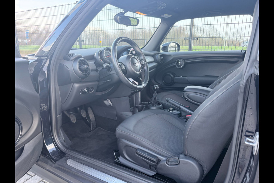 MINI Mini 1.5 Cooper | NAVI | Carplay | PDC |2e eigenaar