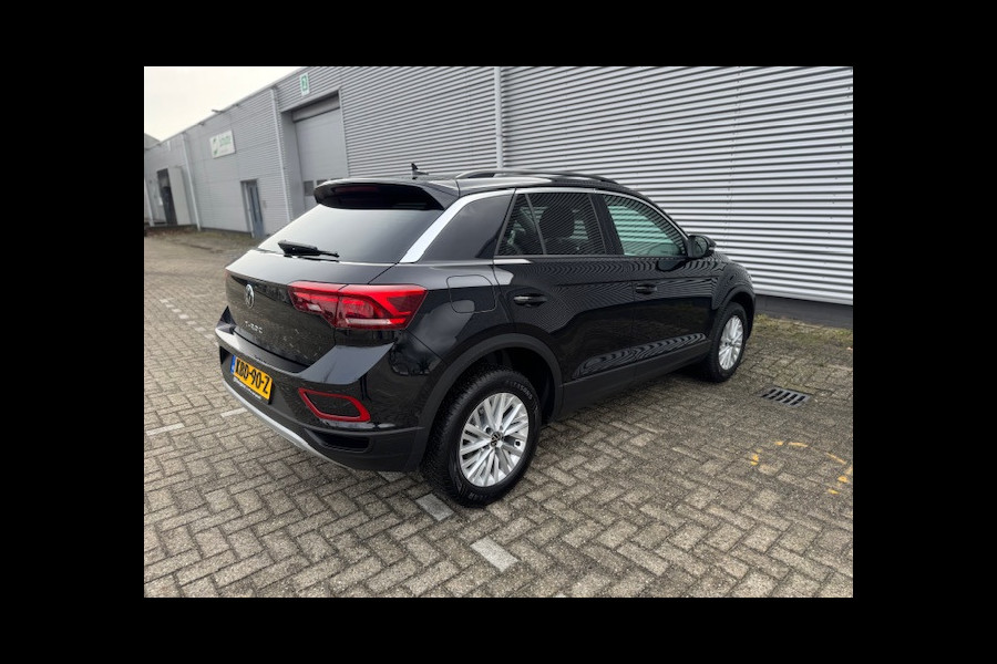 Volkswagen T-Roc 1.5 TSI Automaat,Virtueel,Navigatie-Camera-Carplay,Cruisecontrol,stoelverwarming