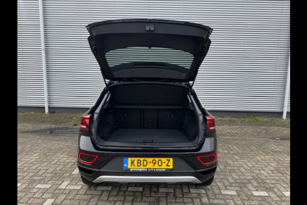 Volkswagen T-Roc 1.5 TSI Automaat,Virtueel,Navigatie-Camera-Carplay,Cruisecontrol,stoelverwarming