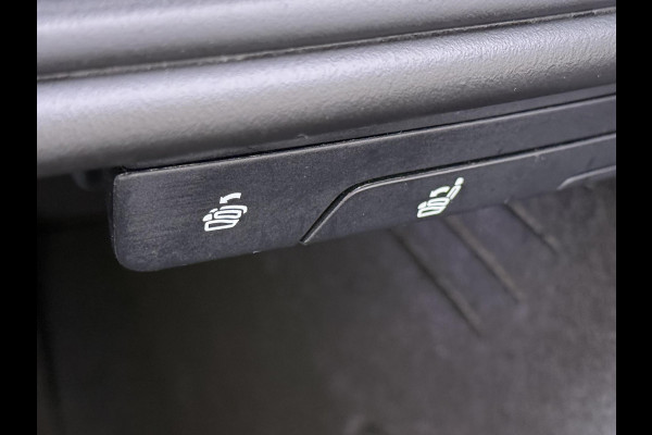 Audi A5 Coupé 40 TFSI S edition VAN € 31.900,- VOOR € 28.440,- UW LENTEVOORDEEL € 3.460,-! | S LINE IN- EN EXTERIEUR | TOPSTAAT! | 20 INCH| LEER| CAMERA| STOELVERWARMING| MATRIX LED| QUANTUM GRIJS