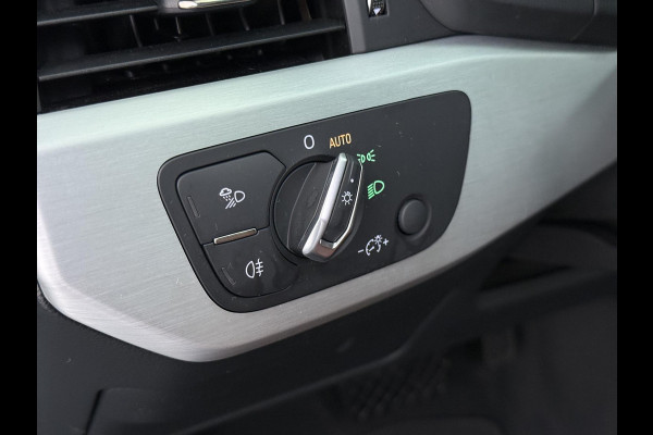 Audi A5 Coupé 40 TFSI S edition VAN € 31.900,- VOOR € 28.440,- UW LENTEVOORDEEL € 3.460,-! | S LINE IN- EN EXTERIEUR | TOPSTAAT! | 20 INCH| LEER| CAMERA| STOELVERWARMING| MATRIX LED| QUANTUM GRIJS