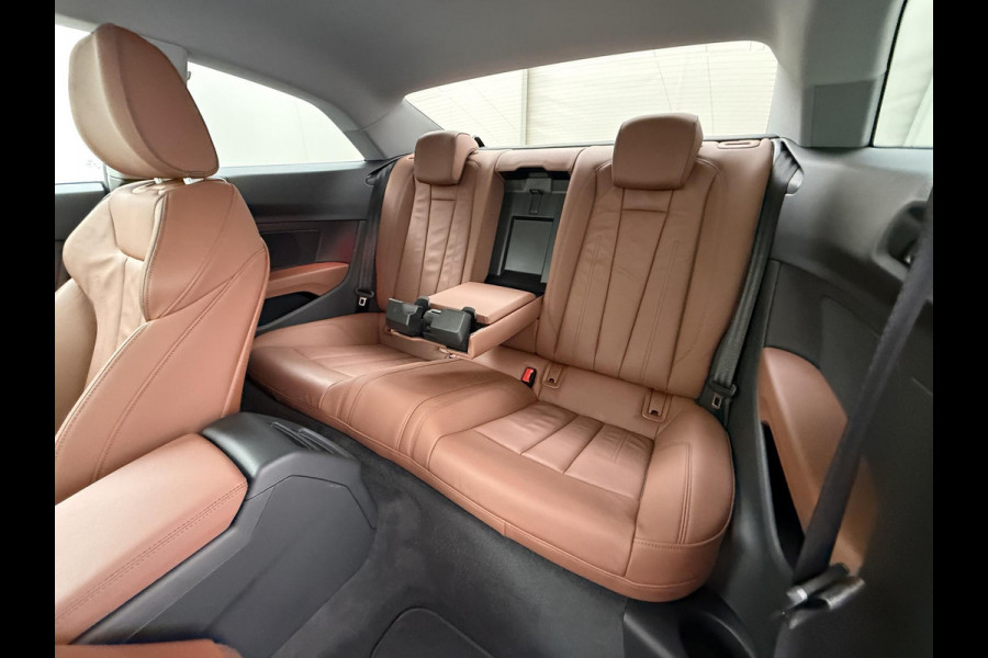 Audi A5 Coupé 40 TFSI S edition VAN € 31.900,- VOOR € 28.440,- UW LENTEVOORDEEL € 3.460,-! | S LINE IN- EN EXTERIEUR | TOPSTAAT! | 20 INCH| LEER| CAMERA| STOELVERWARMING| MATRIX LED| QUANTUM GRIJS