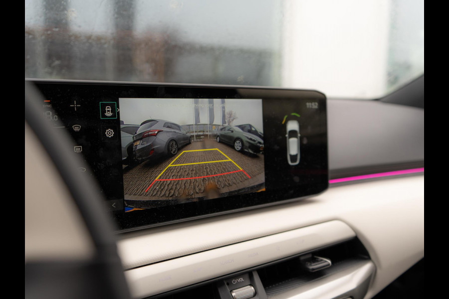 Kia EV4 Fastback GT-Line Business Edition 81.4 kWh Stoel+stuurverwarming | GT-Line interieur | Navigatie | LMV | Carplay | unieke kleur!