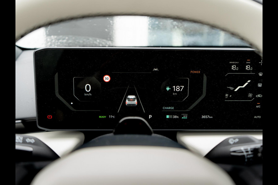 Kia EV4 Fastback GT-Line Business Edition 81.4 kWh Stoel+stuurverwarming | GT-Line interieur | Navigatie | LMV | Carplay | unieke kleur!