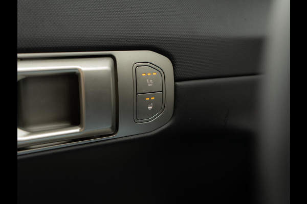 Kia EV4 Fastback GT-Line Business Edition 81.4 kWh Stoel+stuurverwarming | GT-Line interieur | Navigatie | LMV | Carplay | unieke kleur!