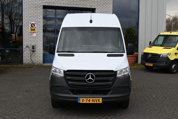 Mercedes-Benz Sprinter 317 CDI L2H2 3500 kg trekhaak, MBUX met camera, Etc.
