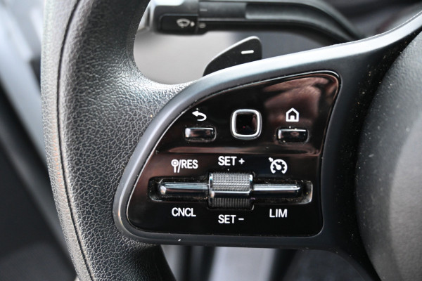 Mercedes-Benz Sprinter 317 CDI L2H2 3500 kg trekhaak, MBUX met camera, Etc.