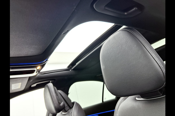Mercedes-Benz E-Klasse 300 e Sport Edition AMG Line | Panorama Schuif-Kanteldak | Distronic | Lederen bekleding | Alarm | Parkeerpakket met 360°-camera | 20 Inch AMG Velgen. Inclusief 24 maanden MB Certified garantie voor Europa.