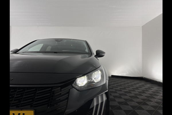 Peugeot e-208 EV Style 50 kWh [ 3-Fase-11kW] {SOH-96%} (INCL-BTW) Aut. *LEATHER-FABRIC | FULL-LED | SPORT-SEATS | KEYLESS | PRIVACY-GLASS | DAB+ | NAVI-FULLMAP | ECC | PDC | CRUISE | 16''ALU*