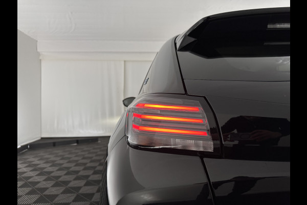 Peugeot e-208 EV Style 50 kWh [ 3-Fase-11kW] {SOH-96%} (INCL-BTW) Aut. *LEATHER-FABRIC | FULL-LED | SPORT-SEATS | KEYLESS | PRIVACY-GLASS | DAB+ | NAVI-FULLMAP | ECC | PDC | CRUISE | 16''ALU*