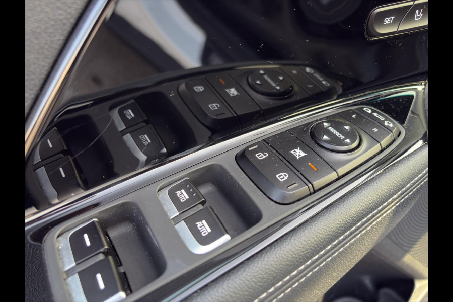 Kia Niro 1.6 GDi PHEV ExecutiveLine | Automaat | Leder | Apple Carplay & Android Auto | Camera | Cruise | Stoelventilatie & Verwarming |