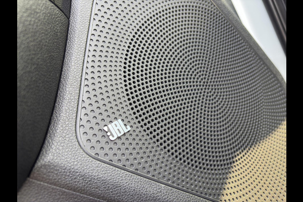 Kia Niro 1.6 GDi PHEV ExecutiveLine | Automaat | Leder | Apple Carplay & Android Auto | Camera | Cruise | Stoelventilatie & Verwarming |