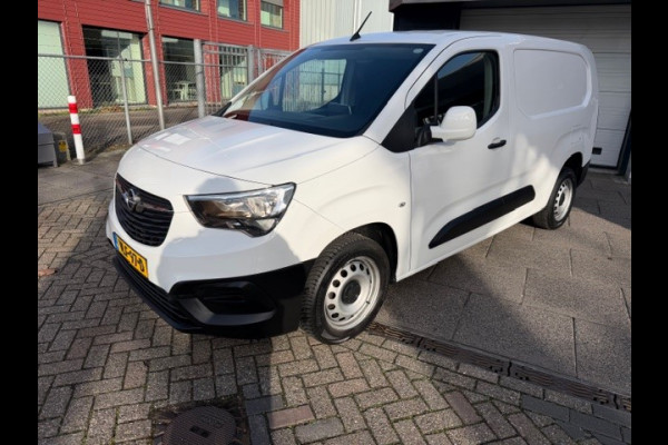 Opel Combo 1.5D L2H1 Edition AIRCO I NAVI I TREKHAAK I PDC I APPLE CARPLAY I 1e EIGENAAR I COMPETE ONDERHOUDSHISTORIE