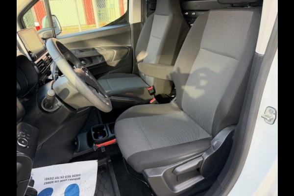 Opel Combo 1.5D L2H1 Edition AIRCO I NAVI I TREKHAAK I PDC I APPLE CARPLAY I 1e EIGENAAR I COMPETE ONDERHOUDSHISTORIE