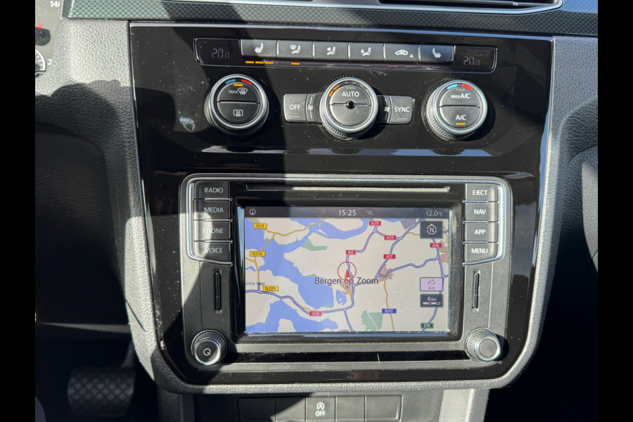 Volkswagen Caddy 1.4 TSI Automaat * 5 pers. * Navigatie * Trekhaak * Stoelverwarming *