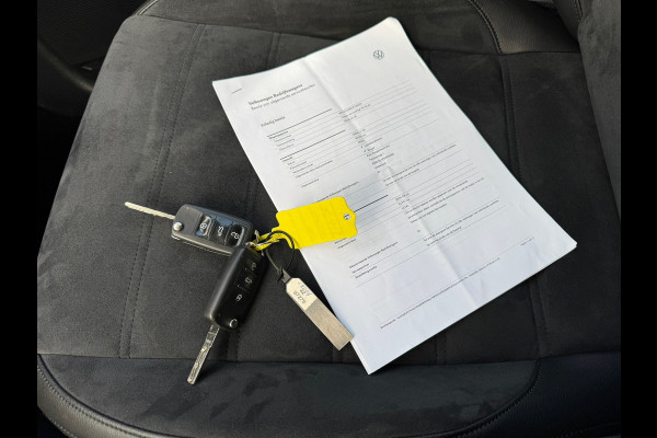 Volkswagen Caddy 1.4 TSI Automaat * 5 pers. * Navigatie * Trekhaak * Stoelverwarming *