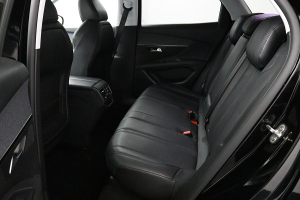 Peugeot 3008 *CARPLAY*CAMERA*ECC*HAAK*NAVI*ELEK.KLEP*1/2LEDER*