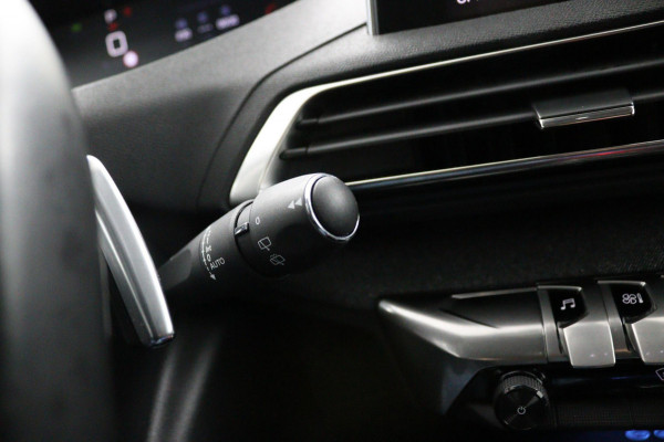Peugeot 3008 *CARPLAY*CAMERA*ECC*HAAK*NAVI*ELEK.KLEP*1/2LEDER*