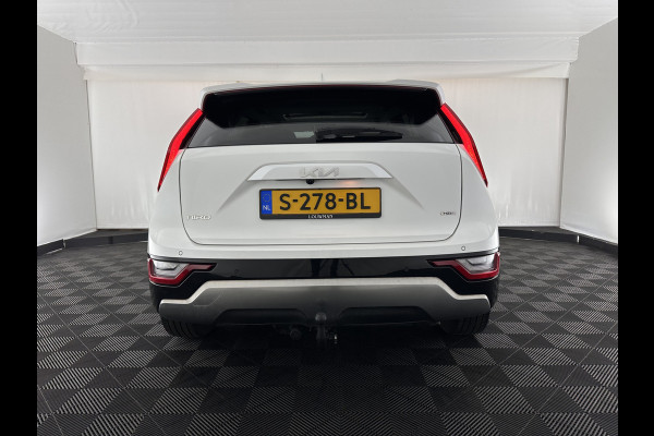 Kia Niro 1.6 GDi Hybrid Dynamic Plus Line (INCL-BTW) Aut. *PANO | HEAD-UP | LEATHER | DIGI-COCKPIT | NAVI-FULLMAP | DAB | ADAPTIVE-CRUISE | CAMERA | HEATED-COMFORTSEATS | KEYLESS | PRIVACYGLASS | SHIFTPADDLES | CARPLAY | TOWBAR | 16"