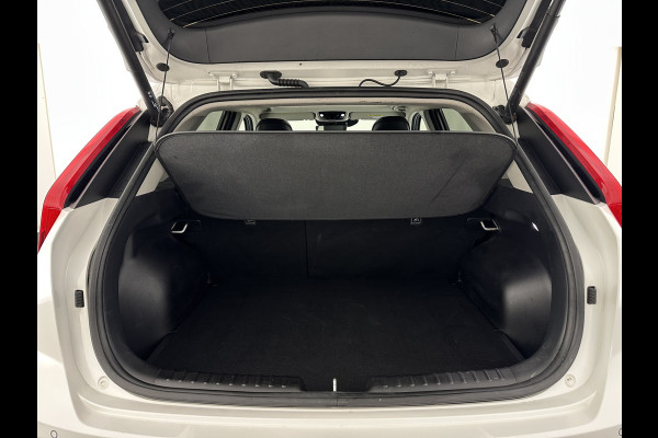 Kia Niro 1.6 GDi Hybrid Dynamic Plus Line (INCL-BTW) Aut. *PANO | HEAD-UP | LEATHER | DIGI-COCKPIT | NAVI-FULLMAP | DAB | ADAPTIVE-CRUISE | CAMERA | HEATED-COMFORTSEATS | KEYLESS | PRIVACYGLASS | SHIFTPADDLES | CARPLAY | TOWBAR | 16"