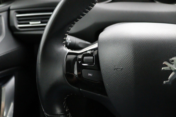 Peugeot 308 SW CARPLAY*130PK*PANO*NAVI*CAMERA*HAAK*CRUISE*ECC*
