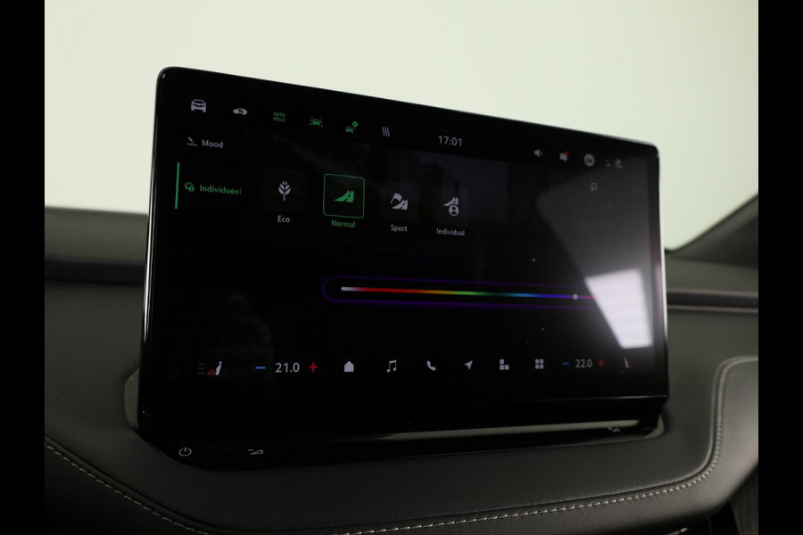 Škoda Elroq 60 Sportline 204pk | Navigatie | Keyless entry | Parkeercamera | Adaptieve cruise controle | Stoelverwarming | Parkeersensoren voor en achter