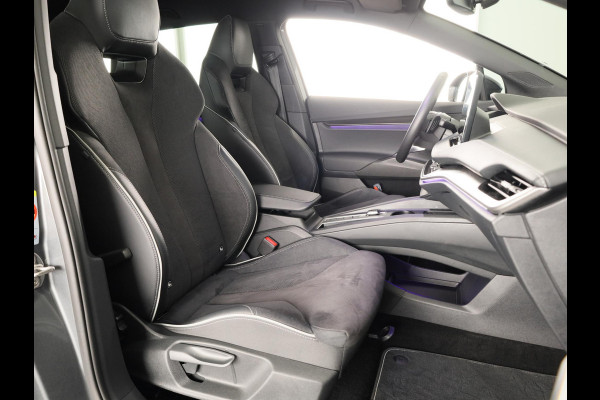 Škoda Elroq 60 Sportline 204pk | Navigatie | Keyless entry | Parkeercamera | Adaptieve cruise controle | Stoelverwarming | Parkeersensoren voor en achter