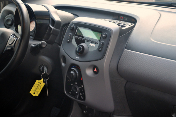 Peugeot 108 1.0 e-VTi Active | Airco | Bluetooth | Dealeronderhouden