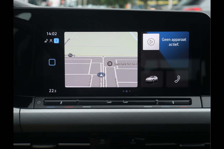 Volkswagen Golf 1.5 TSI Life Business Navi / LED /Camera / Trekh / Climate BTW auto