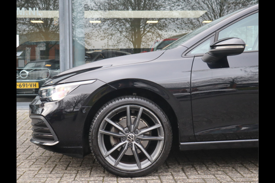 Volkswagen Golf 1.5 TSI Life Business Navi / LED /Camera / Trekh / Climate BTW auto