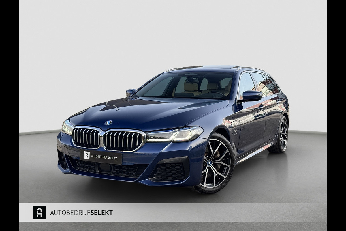 BMW 5 Serie Touring 530e M-Sport | Pano | Trekhaak | Laser | Head Up | Driving Assist Pro | Keyless | Dealer onderhouden | 1e eig.