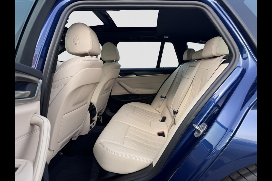 BMW 5 Serie Touring 530e M-Sport | Pano | Trekhaak | Laser | Head Up | Driving Assist Pro | Keyless | Dealer onderhouden | 1e eig.