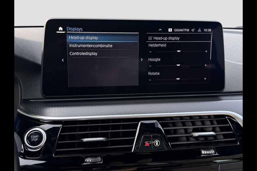 BMW 5 Serie Touring 530e M-Sport | Pano | Trekhaak | Laser | Head Up | Driving Assist Pro | Keyless | Dealer onderhouden | 1e eig.