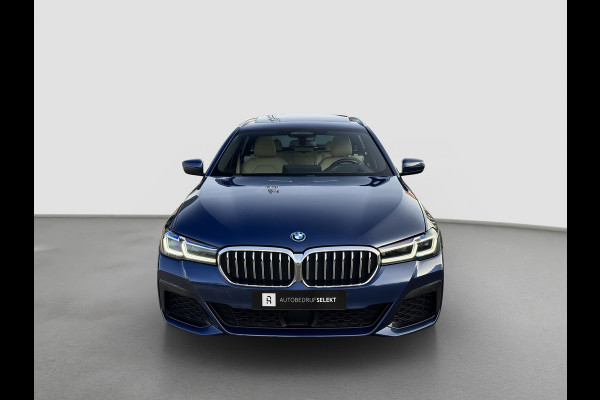 BMW 5 Serie Touring 530e M-Sport | Pano | Trekhaak | Laser | Head Up | Driving Assist Pro | Keyless | Dealer onderhouden | 1e eig.
