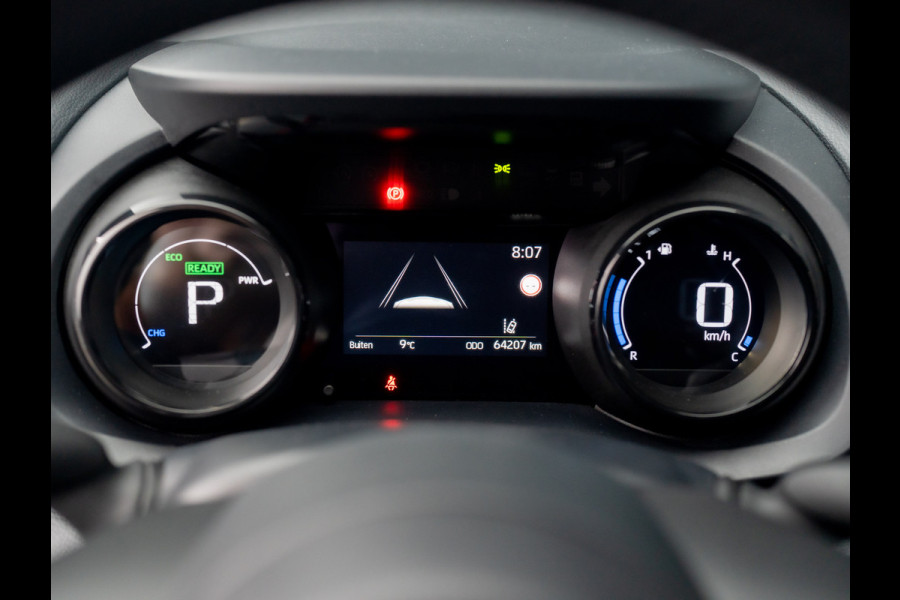 Toyota Yaris 1.5 Hybrid Executive | Bi-Tone | 17'' | Stoelverw. | Apple Carplay/ Android Auto | Prijs Rijklaar!!