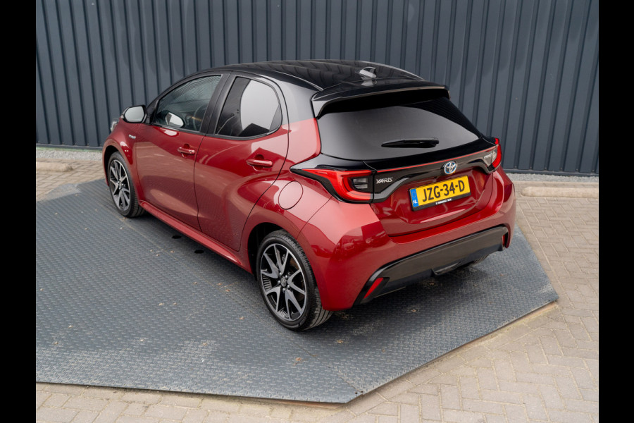 Toyota Yaris 1.5 Hybrid Executive | Bi-Tone | 17'' | Stoelverw. | Apple Carplay/ Android Auto | Prijs Rijklaar!!