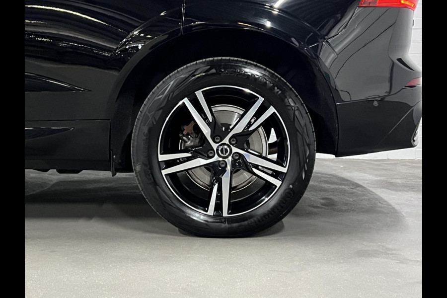 Volvo XC60 2.0 T6 Plug-in hybrid AWD R-Design Open dak | 360 camera | Cruise control | Stoelventilatie | Stuur-/stoelverwarming | Carplay