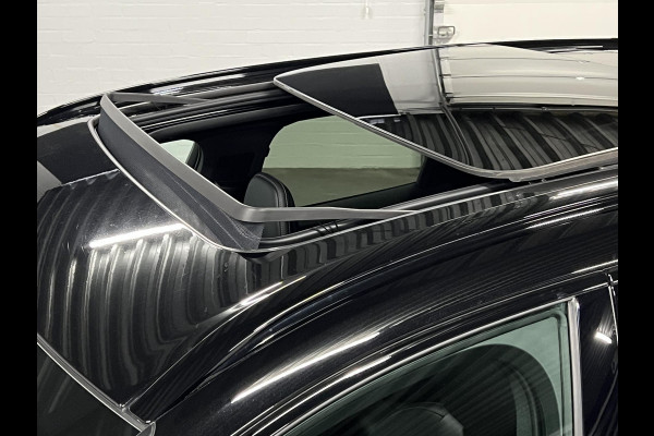 Volvo XC60 2.0 T6 Plug-in hybrid AWD R-Design Open dak | 360 camera | Cruise control | Stoelventilatie | Stuur-/stoelverwarming | Carplay