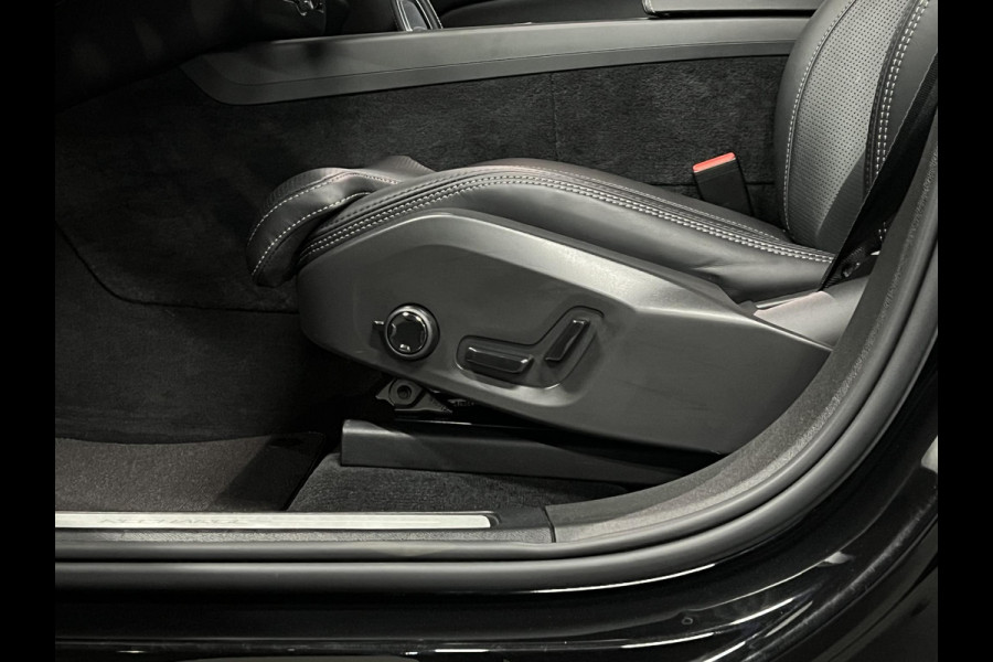 Volvo XC60 2.0 T6 Plug-in hybrid AWD R-Design Open dak | 360 camera | Cruise control | Stoelventilatie | Stuur-/stoelverwarming | Carplay