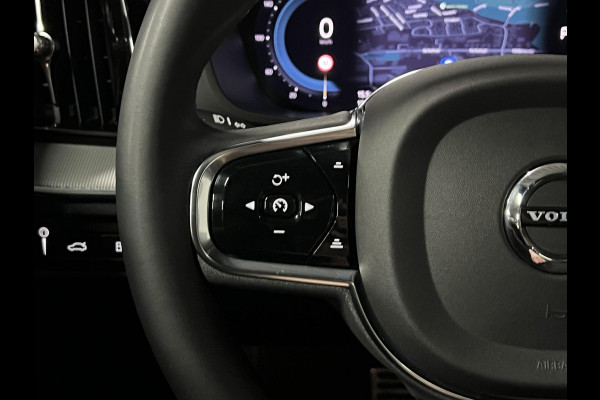 Volvo XC60 2.0 T6 Plug-in hybrid AWD R-Design Open dak | 360 camera | Cruise control | Stoelventilatie | Stuur-/stoelverwarming | Carplay