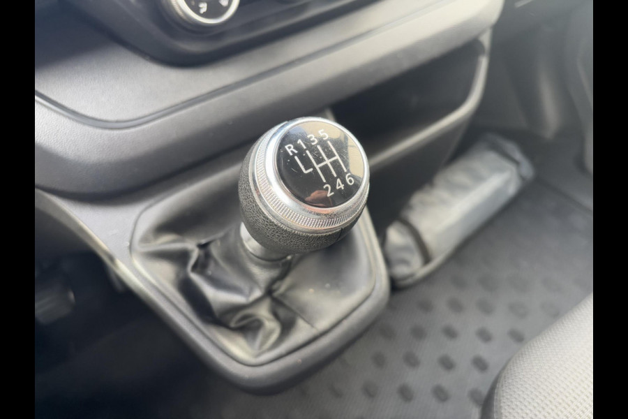 Renault Trafic 2.0 dCi 110 T30 L2H1*A/C*CRUISE*NAV*HAAK*3PERS*TEL