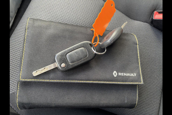 Renault Trafic 2.0 dCi 110 T30 L2H1*A/C*CRUISE*NAV*HAAK*3PERS*TEL