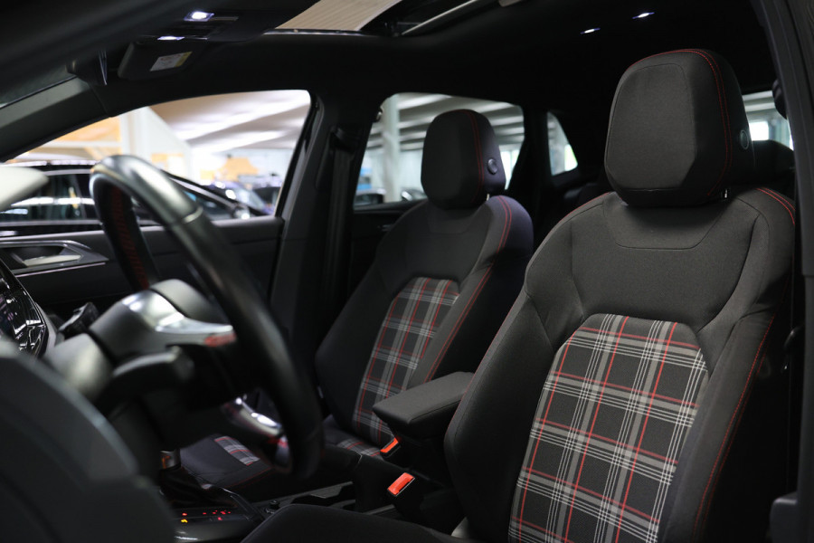 Volkswagen Polo 2.0 TSI GTI VIRTUAL 22.000 km PANO CARPLAY ACC STOELVW '20