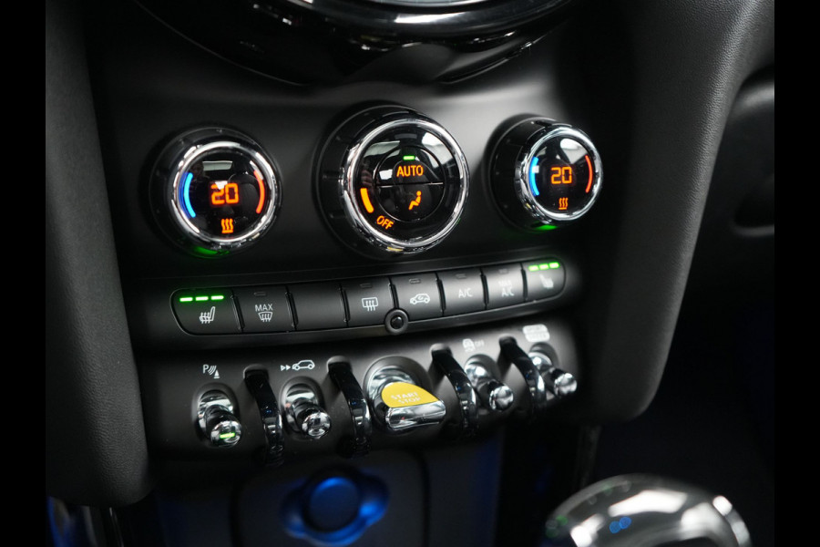 MINI Mini Electric Yours 33 kWh 184pk | Panodak | Head Up | Harman / Kardon | Camera | Lederen Sportstoelen Verwarmd | Keyless | Apple Carplay | Cruise Control | LED Koplampen | Virtual | Navigatie | DAB |